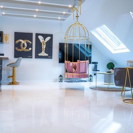 Exquisites Loft Mit Whirlpool Apartment ฮาเกิน ภายนอก รูปภาพ