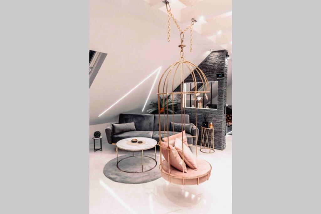 Exquisites Loft Mit Whirlpool Apartment ฮาเกิน ภายนอก รูปภาพ