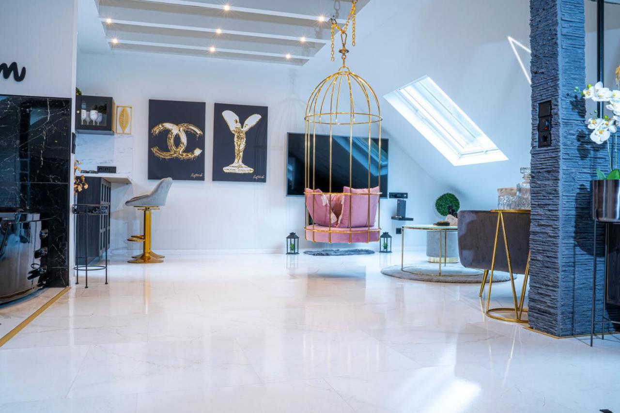Exquisites Loft Mit Whirlpool Apartment ฮาเกิน ภายนอก รูปภาพ